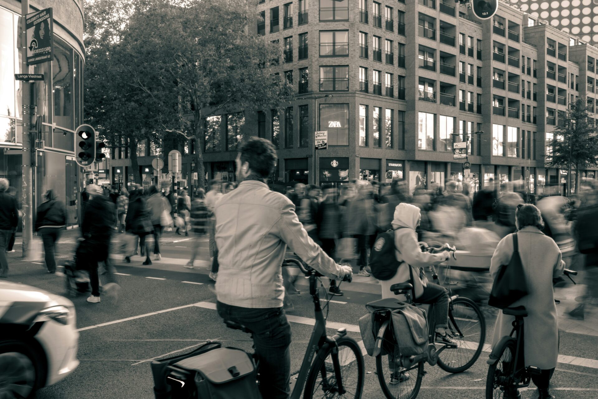 street scene with bikes and pedestrians Utrecht